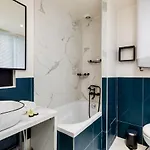 Apartment Cute In The 16th Near The Arc De Triomphe