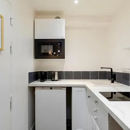 Apartamento Cute In The 16th Near The Arc De Triomphe